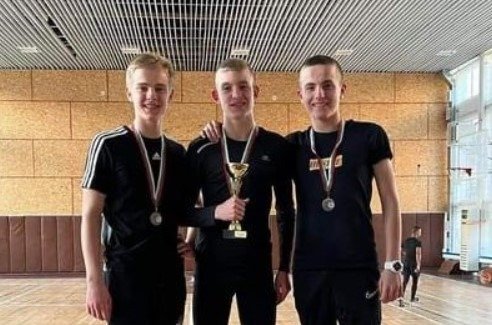 Юношите на „Царевец“ с бронз от шампионата по петобой