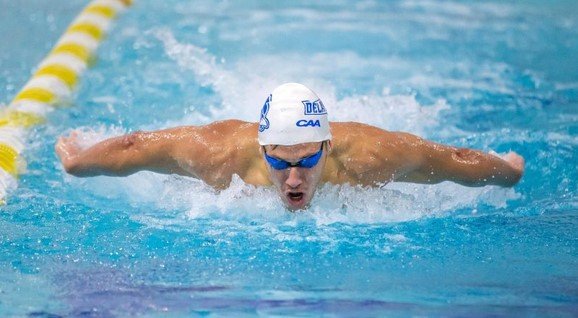 Плувни таланти от Велико Търново печелят медали в САЩ