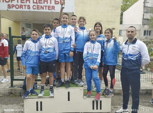 Виктория Гроздева с титли за СКМП “Царевец”